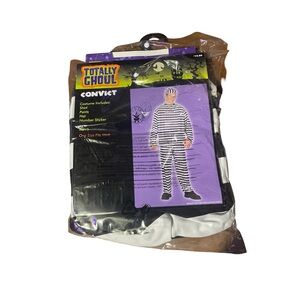 Totally ghoul convict, couples costume one‎ size.